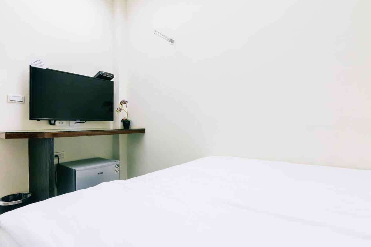 Bobo'S Homestay Luodong Extérieur photo
